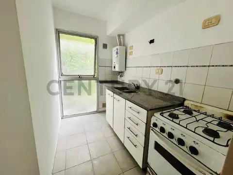 Departamento en venta en Plaza Matheu, calle 1 y 66 la Plata