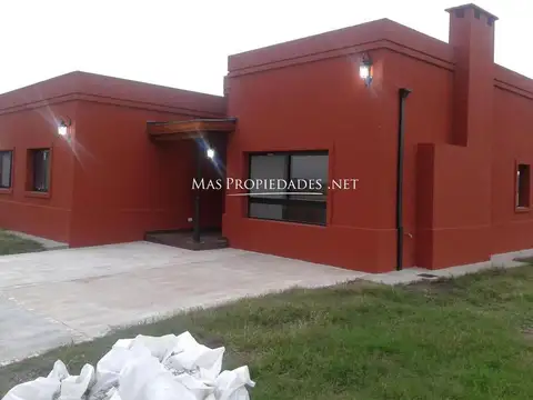 Venta Casa en Cruz Del Sur 3 Dormitorios Canning