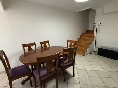 Venta Duplex Cuatro Amb./cochera En Devoto