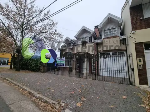 Casa - Venta - Argentina, Berazategui - Calle 310 1383