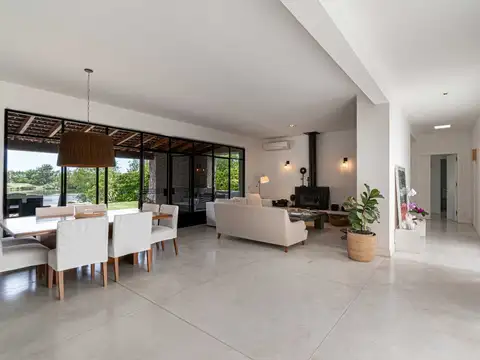 Casa en Venta de 4 dormitorios