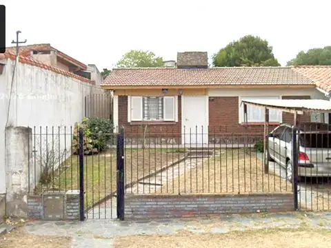 Casa en PH - Venta - Villa Gesell - Centrico - Gas Natural