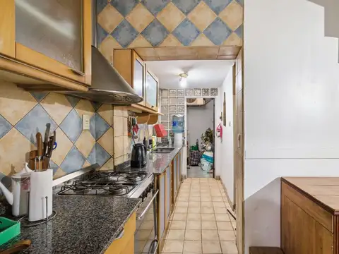 Casa 4 ambientes con 1 baño