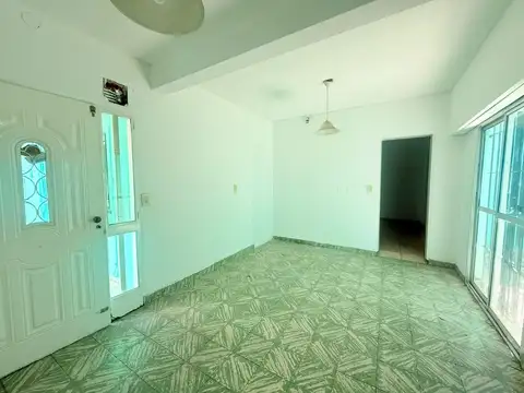 Depto Tipo Casa en Venta en Villa Centenario, USD 18.500