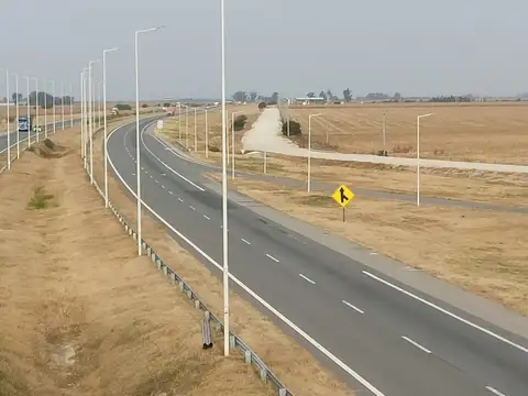 Terreno en Venta en Manfredi, USD 40