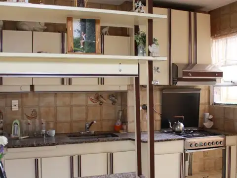 Departamento 4 ambientes con 3 baños