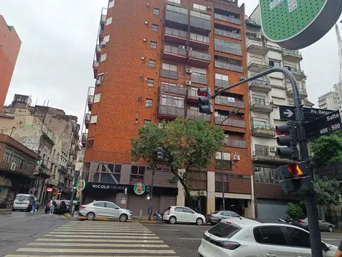 AV. BELGRANO  al 1100