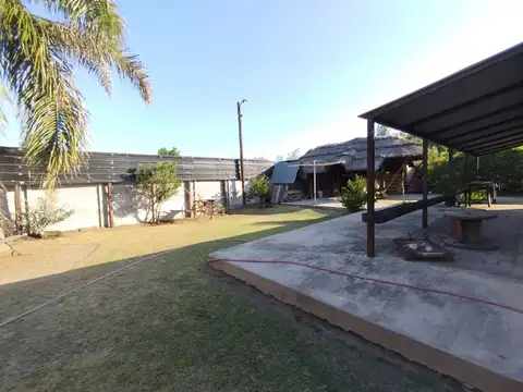 venta casa amplia con parque en zona tranquila
