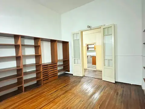 Depto Tipo Casa en Venta de 5 ambientes