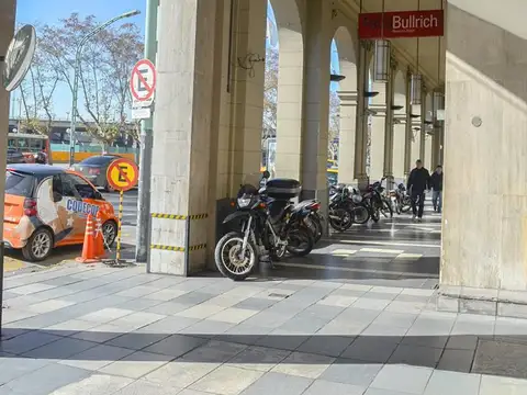 Av. del Libertador 700