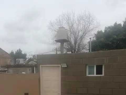 Depto Tipo Casa en Alquiler de 3 dormitorios