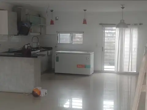 Depto Tipo Casa en Alquiler 4 años