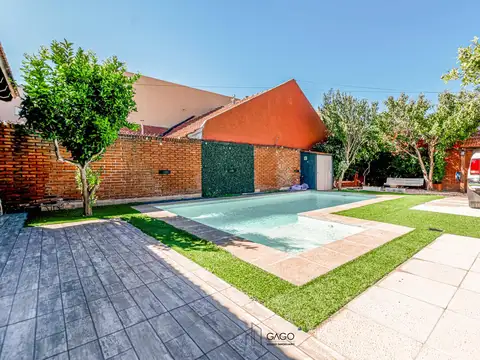 Casa en venta 4 ambientes Colinas de Peralta Ramos con Pileta
