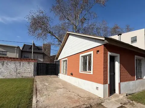 Casa en Venta en Jose Marmol, USD 115.000
