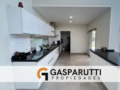 Casa en Venta al Este