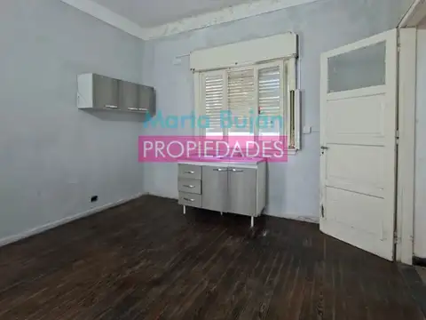 José Mazzini 1200, Piso 0