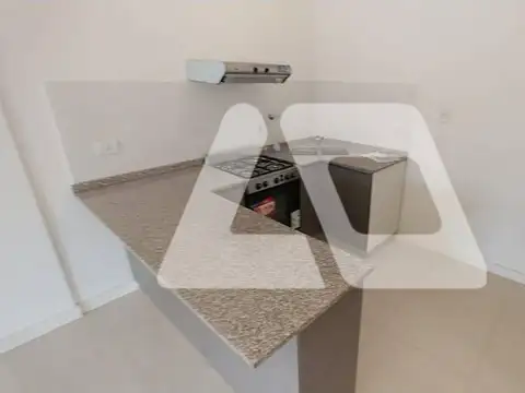 Departamento en Alquiler en Lanús, $ 610.000