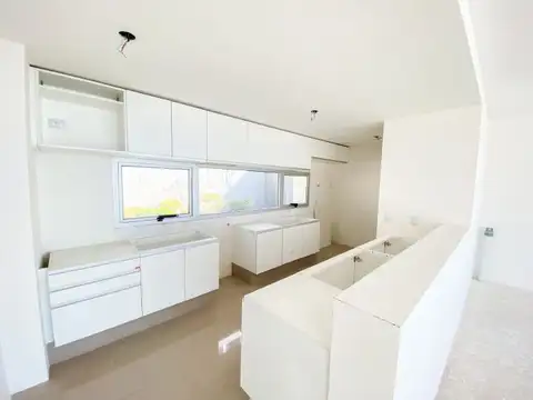 Depto Tipo Casa en Venta en Alberdi, USD 470.000