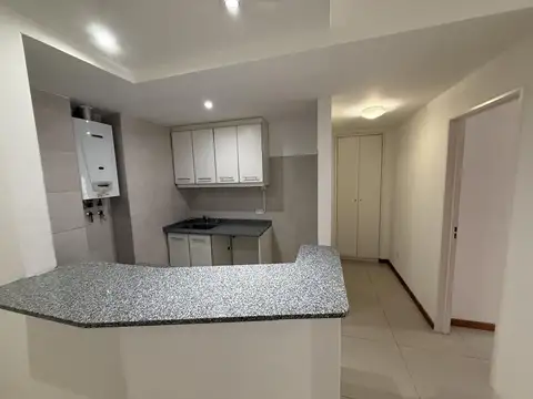 Departamento en Alquiler en Banfield, $ 700.000