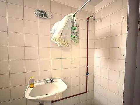 Galpon en Alquiler 20  mts Fondo