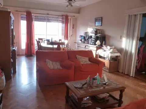 Departamento en Venta de 5 ambientes
