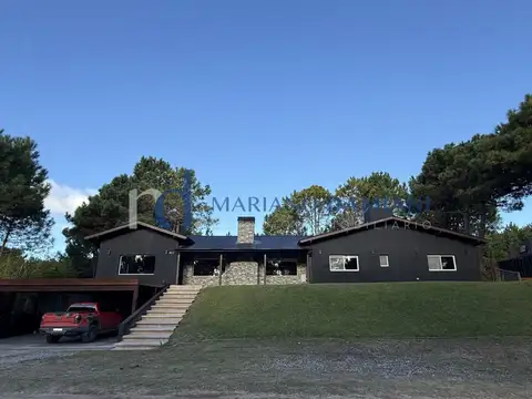 Casa 4 Dormitorios en Venta en Pinamar Barrio La Herradura