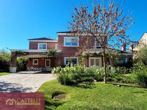 Casa en  Los Jazmines Pilar del Este