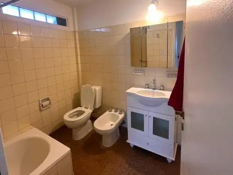 Departamento en Alquiler en Lomas de Zamora, $ 650.000