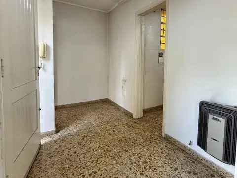 Depto Tipo Casa 2 ambientes con 1 baño