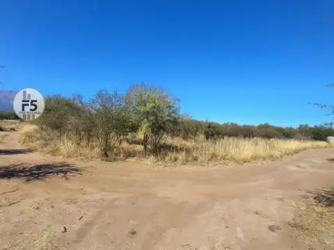 Terreno en Venta 50  mts Fondo