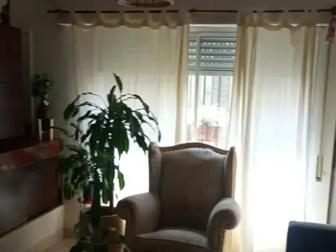 CASAPH 3 AMBIENTES  AL FONDO 91,64 MTS 2 APROX. PATIO CON LAVADERO ,TERRAZA CON QUINCHO Y PARRILLA