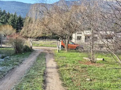 (075) CASA en exclusiva zona de Villa del Lago en Lago Puelo