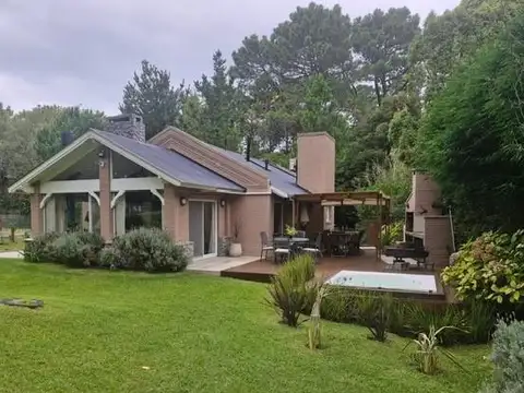 Torcaza 357 esq Palo Santo, Carilo, Pinamar