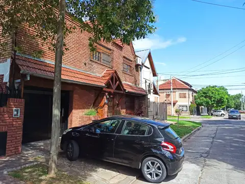 Casa en Alquiler de 4 dormitorios