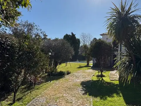 Doctor Mariano Moreno 3300