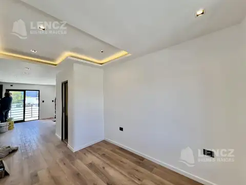 Departamento en Alquiler con 1 cocheras