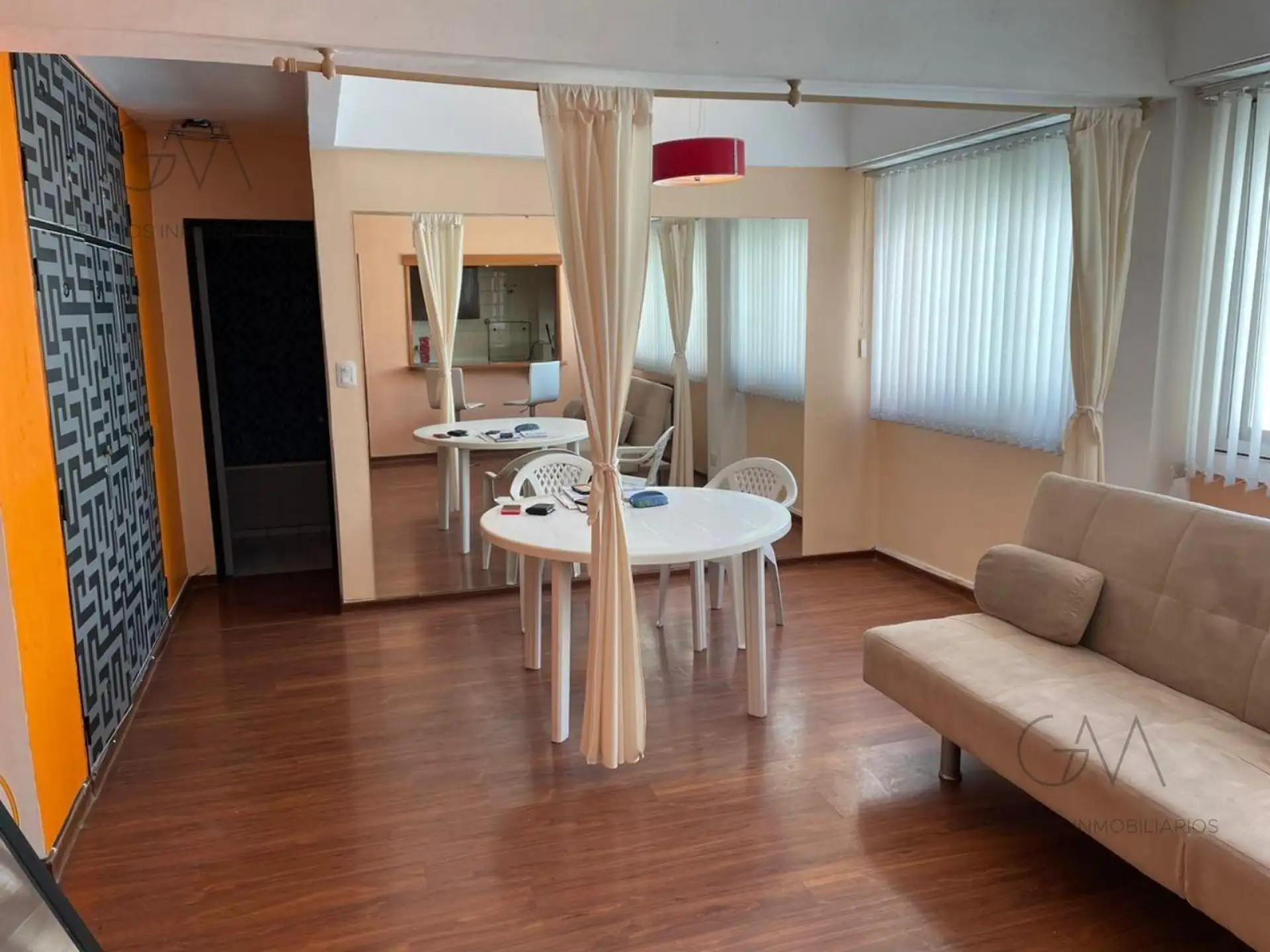 Departamento en venta Playa Varese
