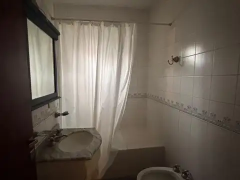 Casa en Alquiler en Country Club Banco Provincia, USD 850