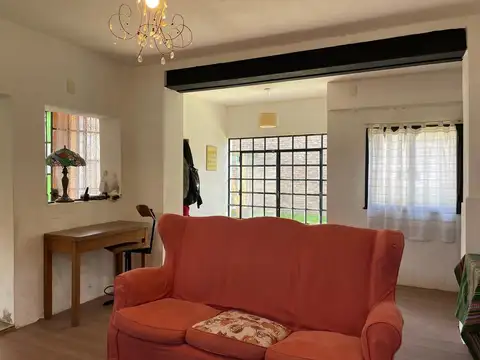 Casa en Venta con 1 cochera