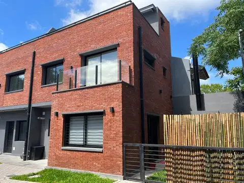 Adrogue complejo de 5 duplex  de 1 Dormitorios
