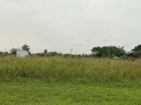 Terreno en Venta en Angel Gallardo, USD 25.000