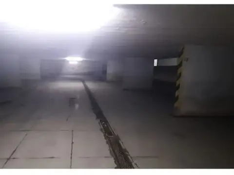 calle 27 y 12 , Piso 0