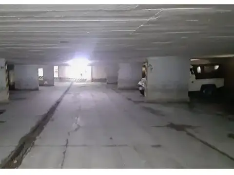 calle 27 y 12 , Piso 0