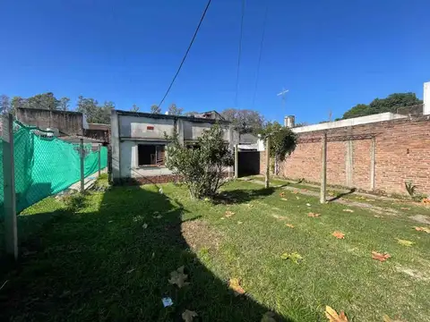 Venta Casa 3 Amb, Villa de Mayo. Exc. Ubicacion