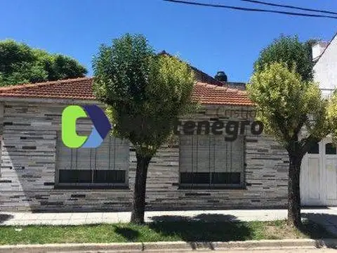 Calle Reconquista 100