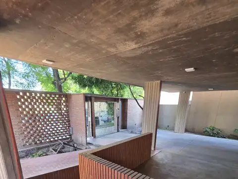 San Martin 700, Piso 5