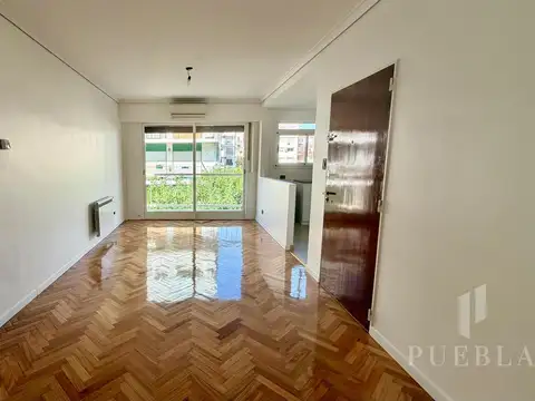 Venta departamento 3 ambientes reciclado a nuevo en el corazón de Belgrano - Con balcon