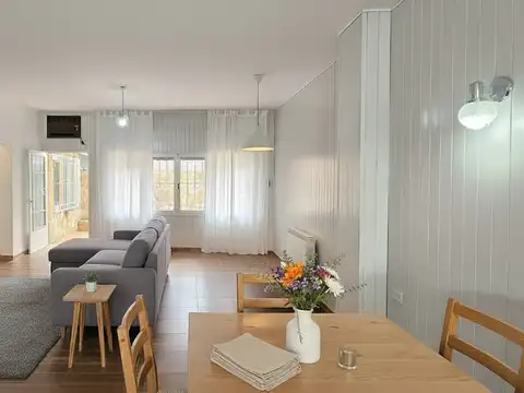 Casa de Pasillo 2 Dormitorios con Patio y Terraza