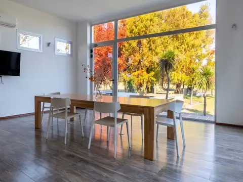 Exclusiva Casa 4 Suites en Venta en Village & Golf