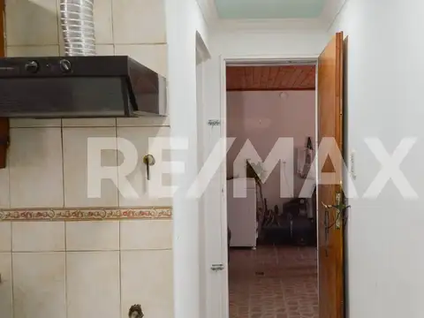 Casa 2 Dormitorios en Venta + Duplex,  Plottier